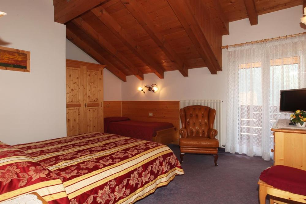 Hotel Garni Villanova Molveno Kamer foto